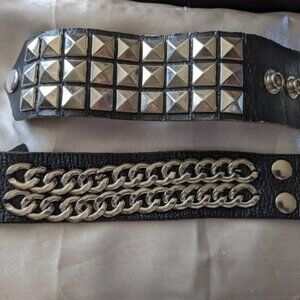 Brave black leather bracelet